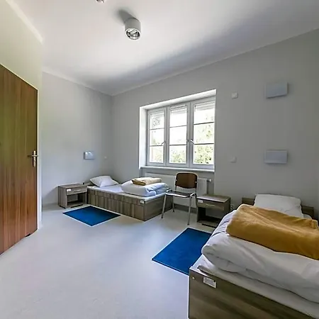 بيت شباب Centrum Zeglarskie *