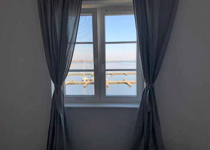 Centrum Zeglarskie Hostel *